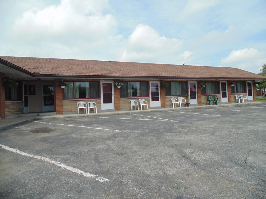 Capri Motel Port Colborne Eksteriør billede